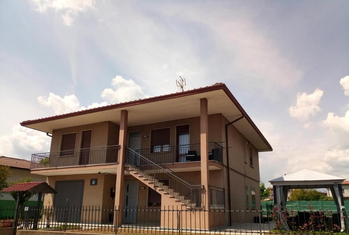 Melograno Rooms B&B Brogliano Luaran gambar